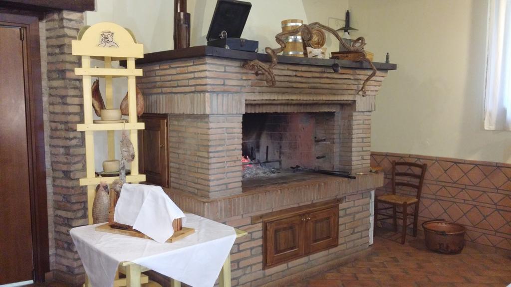 הוילה Cannara Societa Agricola F.Lli Angelucci מראה חיצוני תמונה
